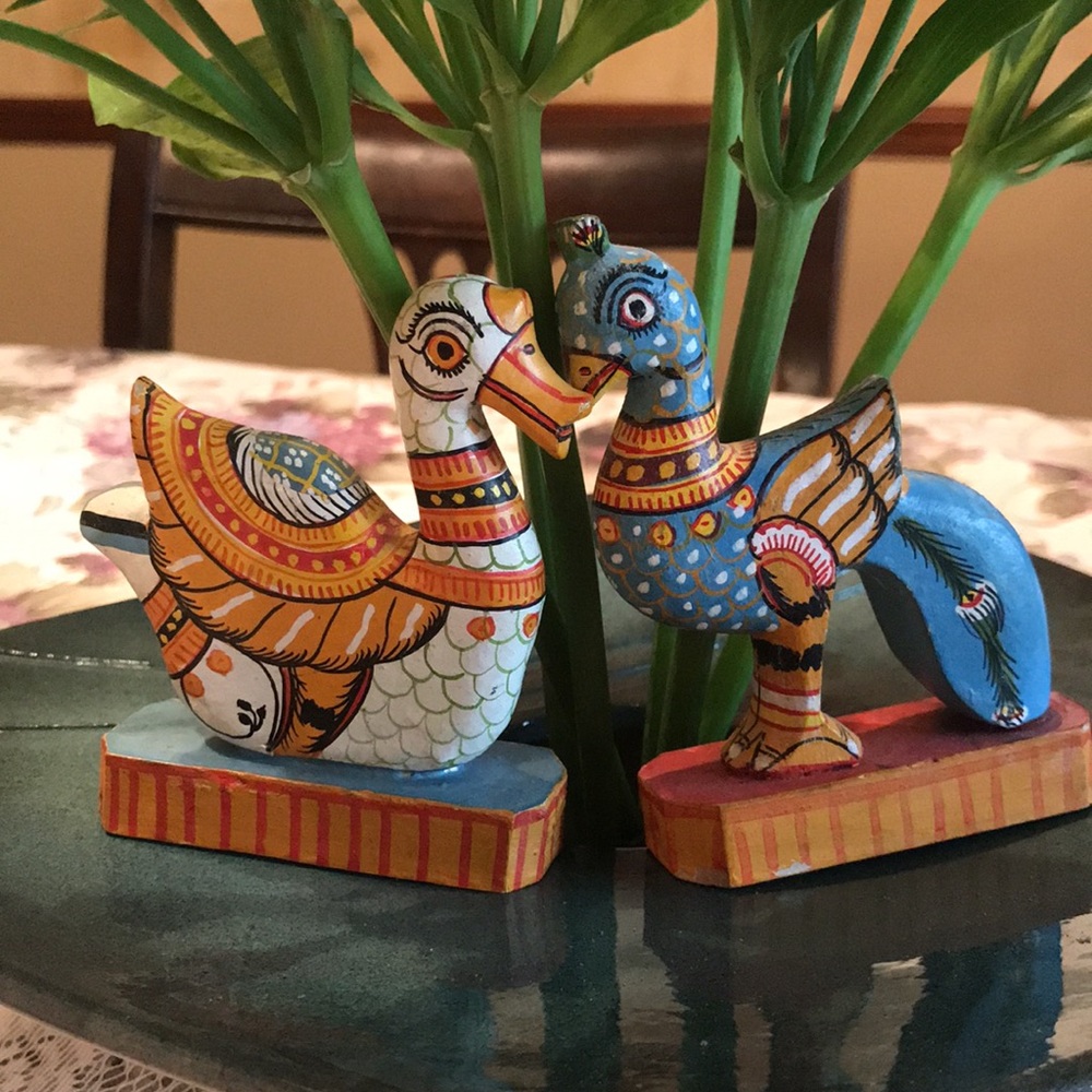 HAND CRAFTED PAINTED BIRDS VINTAGE - Picture 2 of 9